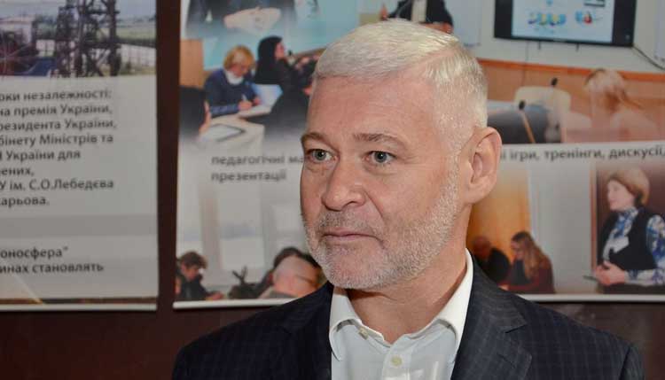 Мэр Харькова призвал бизнес и политиков поддержать защитников города